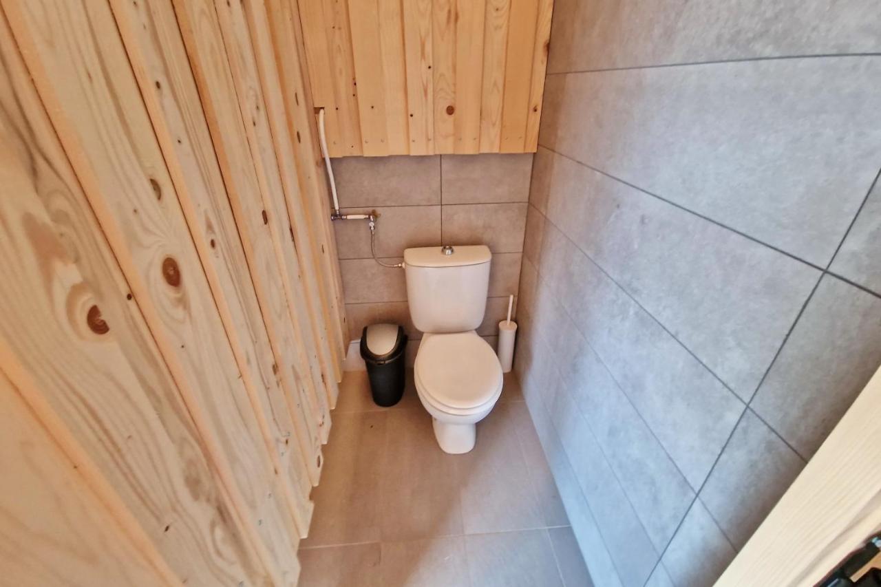 Kamp Beli Gaber Hotel Stari Trg pri Lozu Exterior photo