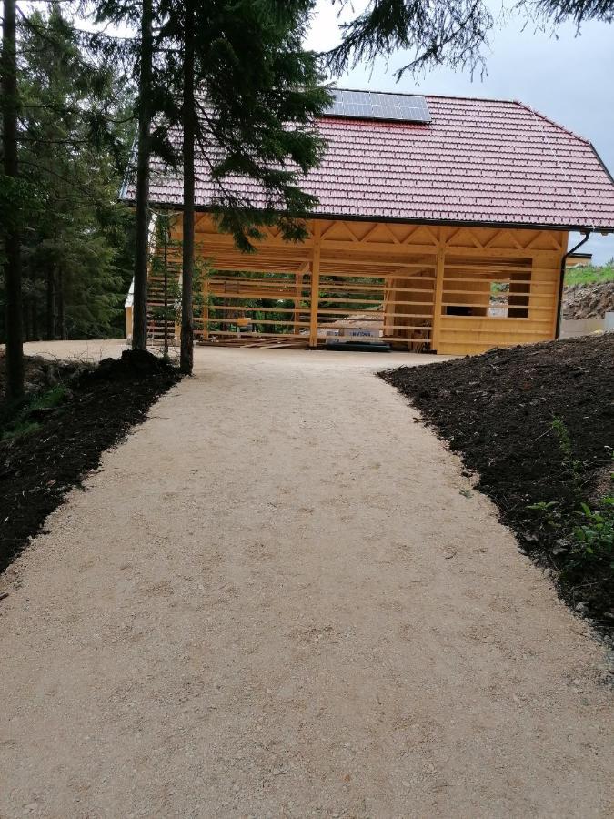 Kamp Beli Gaber Hotel Stari Trg pri Lozu Exterior photo